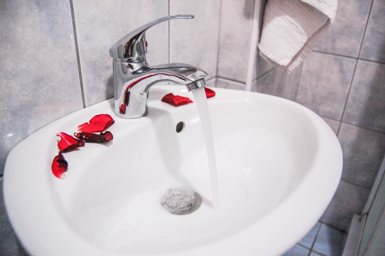Hotel Montenegro Struga Eksteriør billede