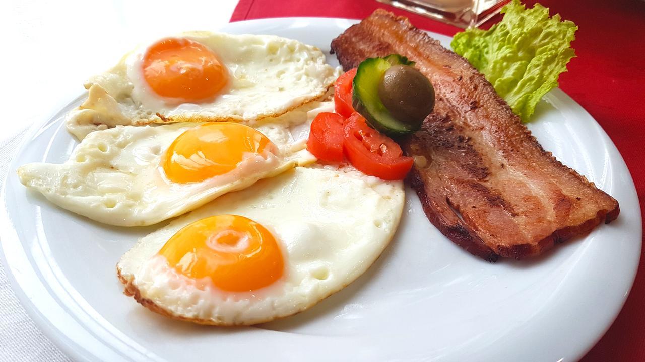 Hotel Montenegro Struga Eksteriør billede